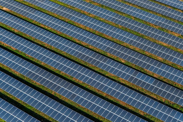 Solar panels solar farm high performance power system