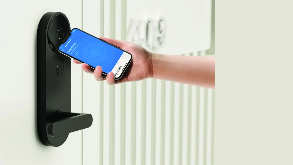 Smart Locks & Keyless Entry Systems