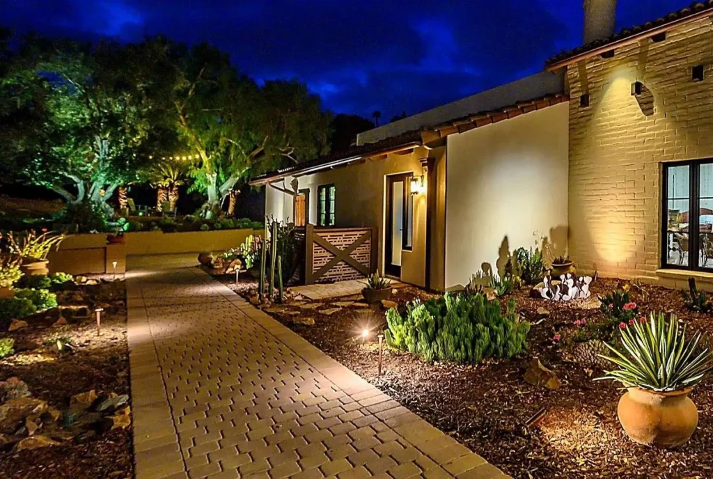 Outdoor Yard & Landscape Lighting Systems