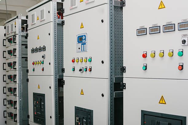 Switchgear & Circuit Breakers
