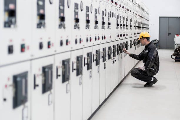 Switchgear & Circuit Breakers