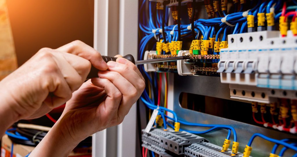 24/7 Electricians On Call