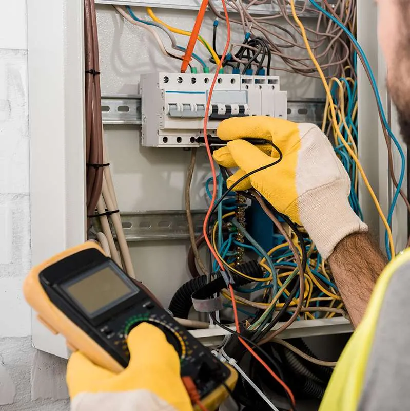 24/7 Electricians On Call